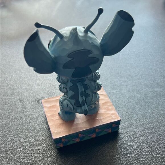 Disney Jim shore stitch with frog - Picture 2 of 7